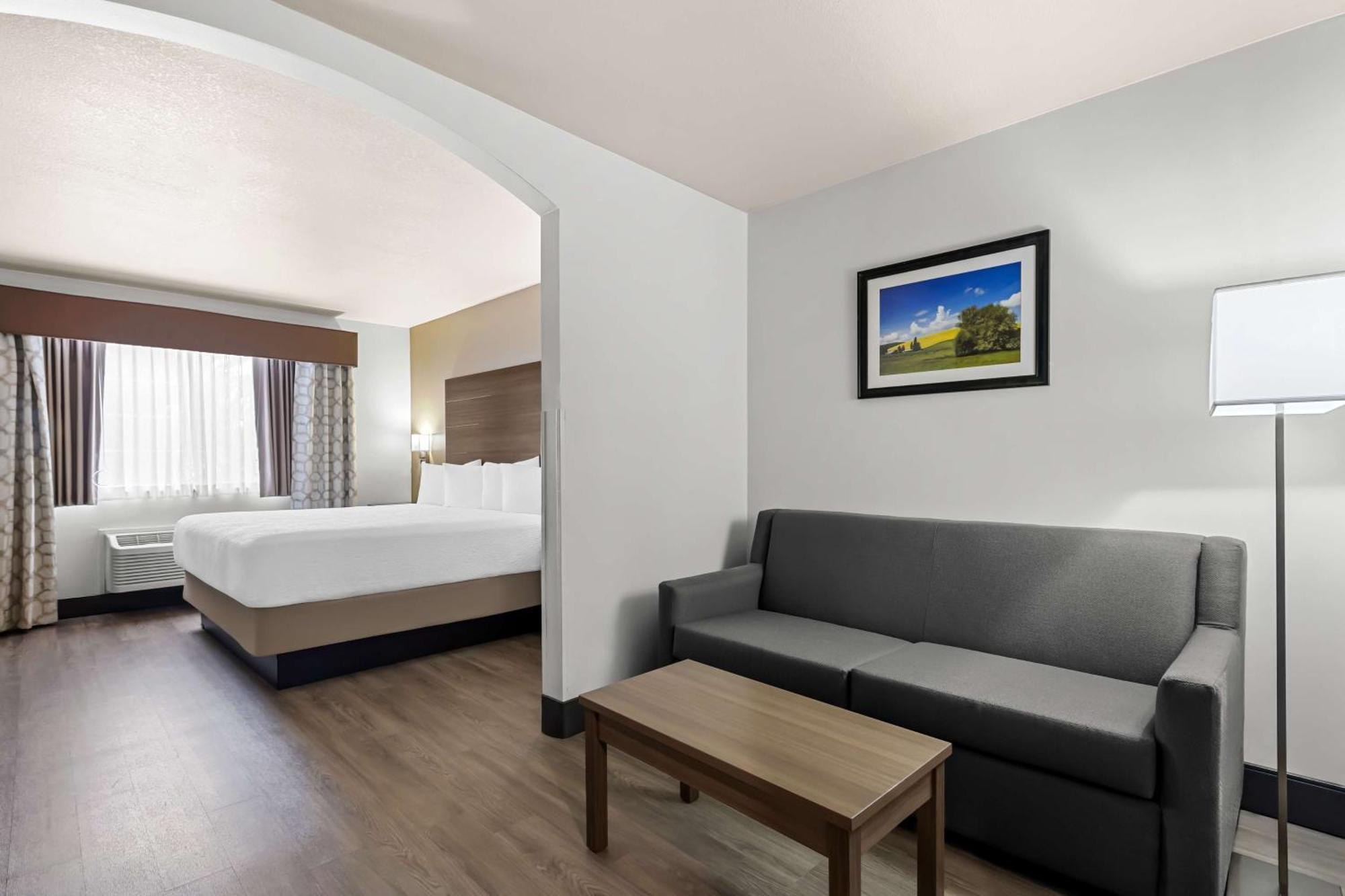 Best Western Plus Caldwell Inn & Suites Экстерьер фото