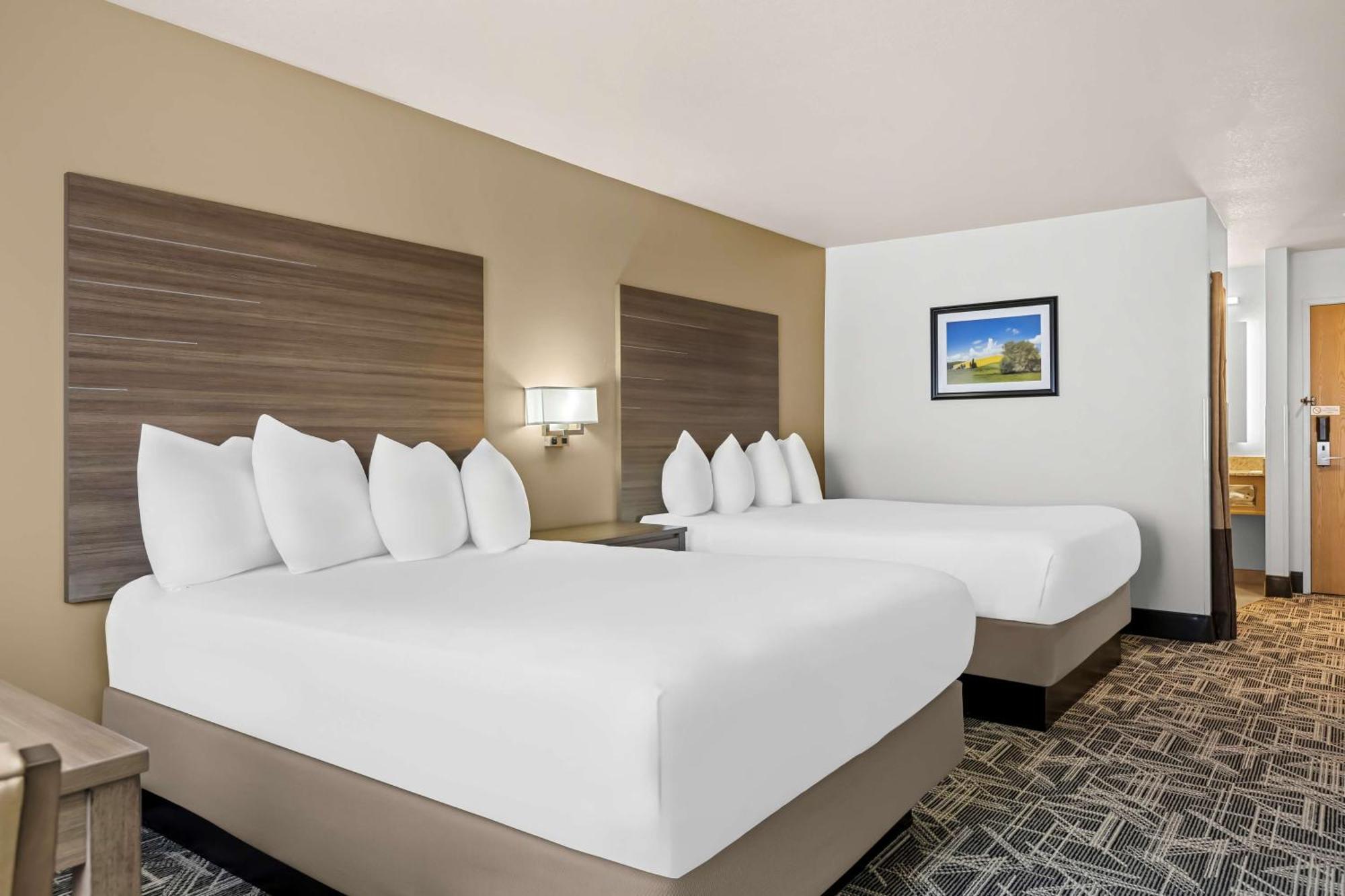 Best Western Plus Caldwell Inn & Suites Экстерьер фото