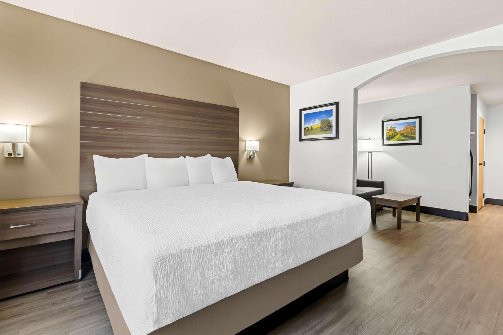 Best Western Plus Caldwell Inn & Suites Экстерьер фото